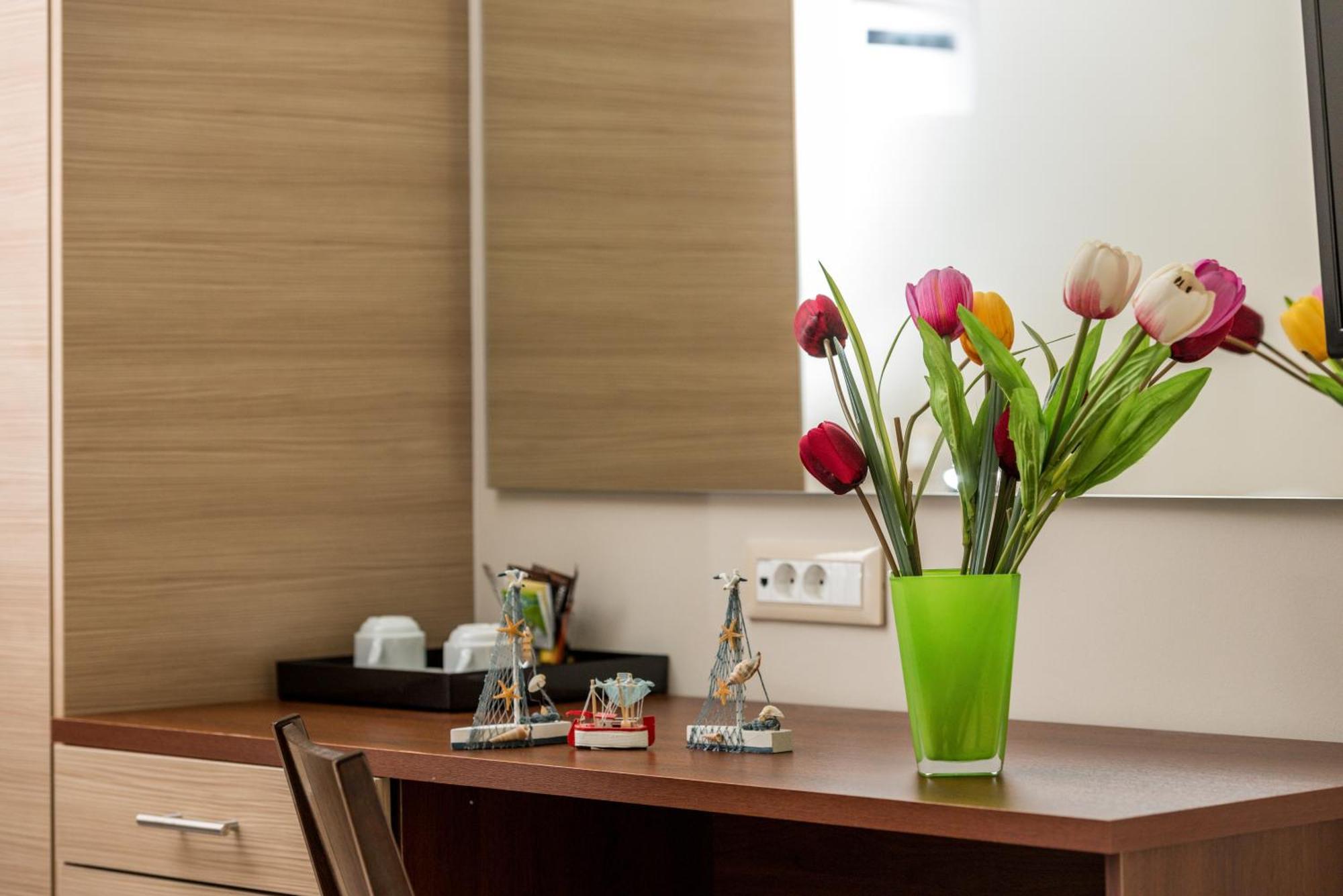 Matala Bay Hotel & Apartments Room photo