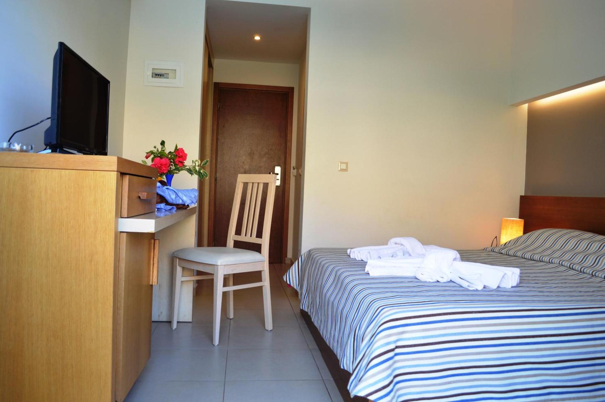 Matala Bay Hotel & Apartments Room photo